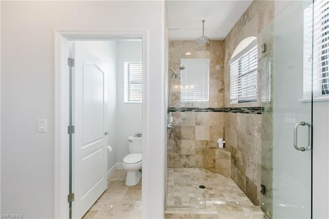 2003 NE 10th PL, Cape Coral, FL 33909