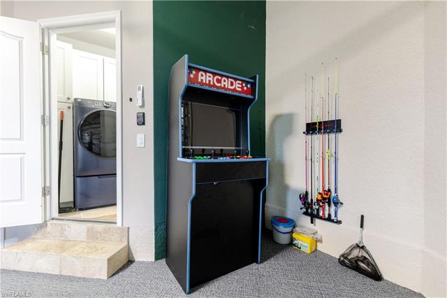 2003 NE 10th PL, Cape Coral, FL 33909