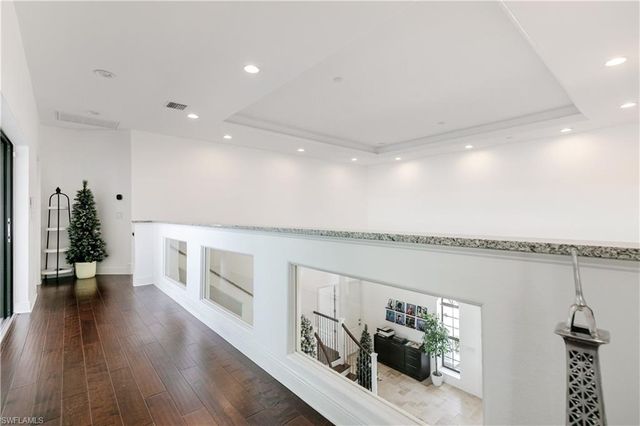 2003 NE 10th PL, Cape Coral, FL 33909