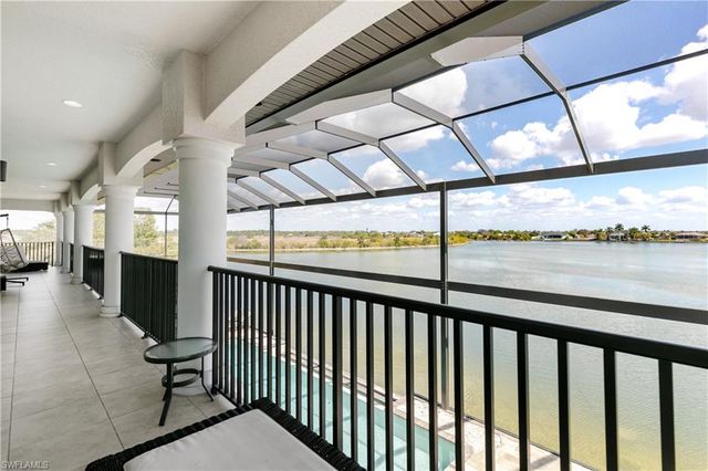 2003 NE 10th PL, Cape Coral, FL 33909