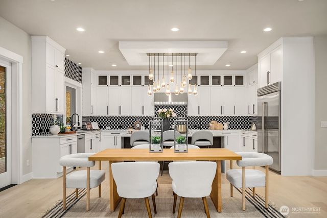 3204 116th Avenue NE, Bellevue, WA 98004