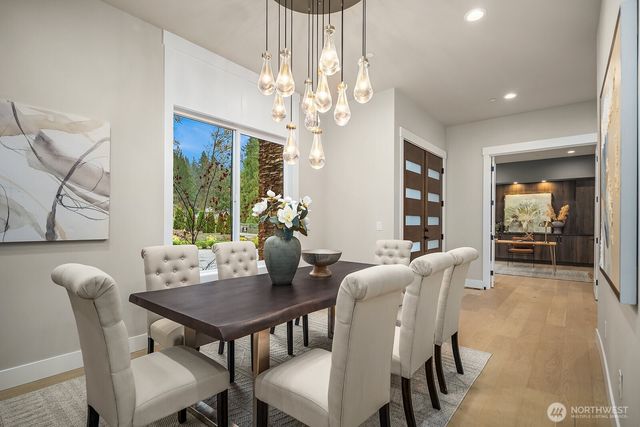 3204 116th Avenue NE, Bellevue, WA 98004