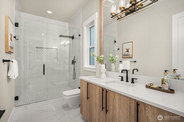 3204 116th Avenue NE, Bellevue, WA 98004