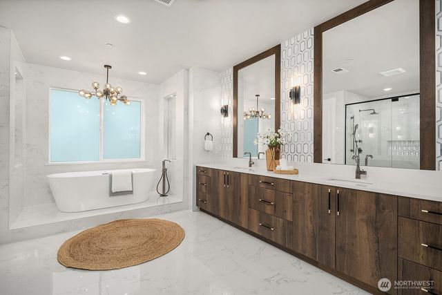 3204 116th Avenue NE, Bellevue, WA 98004