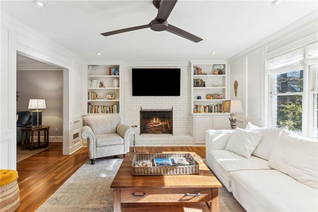 2345 Kimbrough Court, Sandy Springs, GA 30350