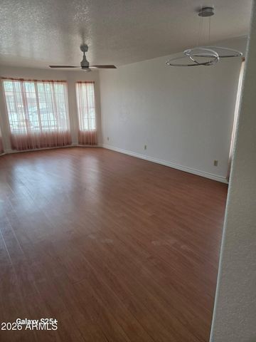 8631 W MONTE VISTA Road, Phoenix, AZ 85037