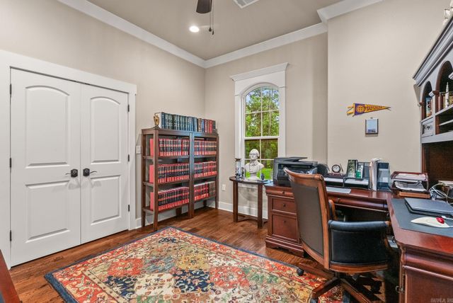 120 Northview, Conway, AR 72032