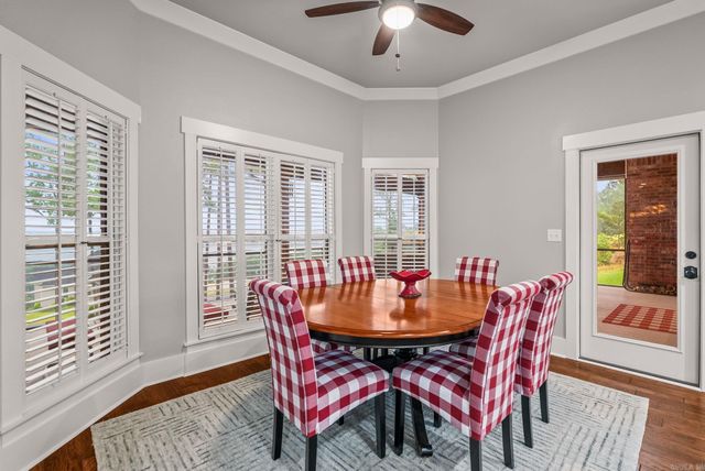 120 Northview, Conway, AR 72032