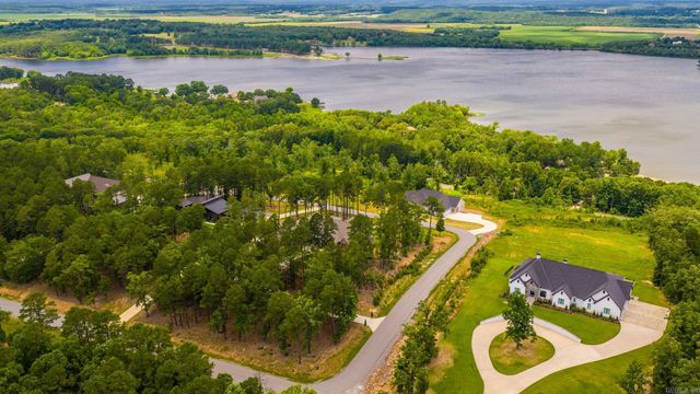 120 Northview, Conway, AR 72032