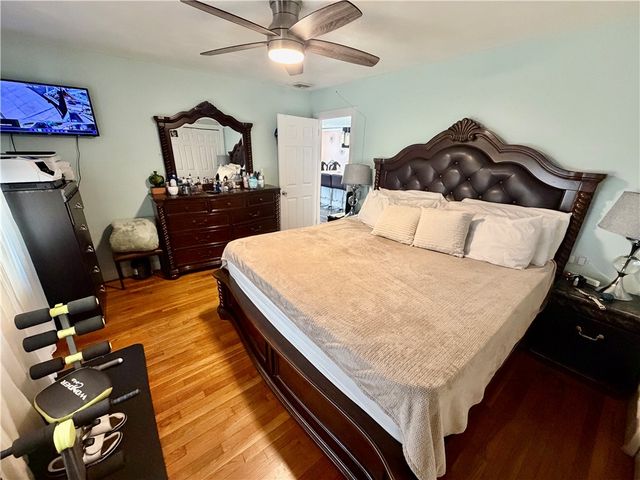 94 Gloucester Street, Providence, RI 02908