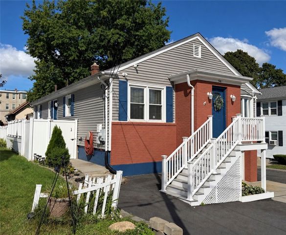 94 Gloucester Street, Providence, RI 02908