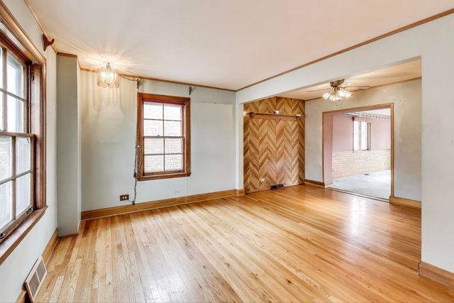 5412 N Mobile Avenue, Chicago, IL 60630