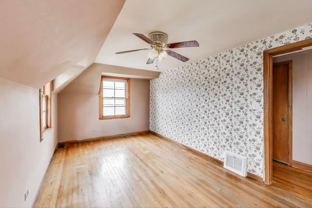 5412 N Mobile Avenue, Chicago, IL 60630