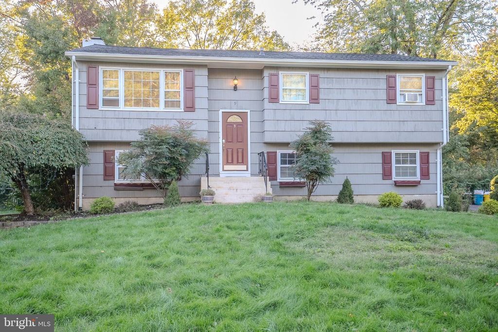 9 OAK BRANCH RD, EAST WINDSOR, NJ 08512 — photo 2