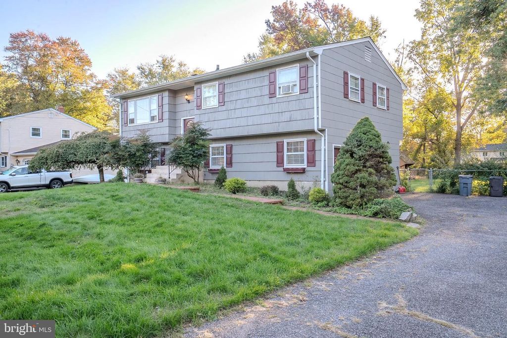 9 OAK BRANCH RD, EAST WINDSOR, NJ 08512 — photo 4