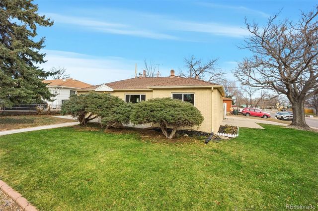 1721 Eppinger Boulevard, Thornton, CO 80229