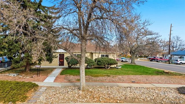 1721 Eppinger Boulevard, Thornton, CO 80229