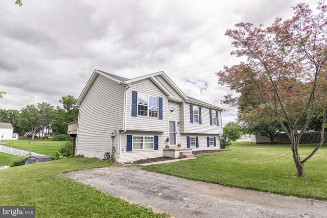 98 REX DR, Ranson, WV 25438