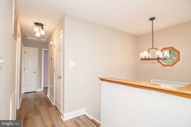 98 REX DR, Ranson, WV 25438
