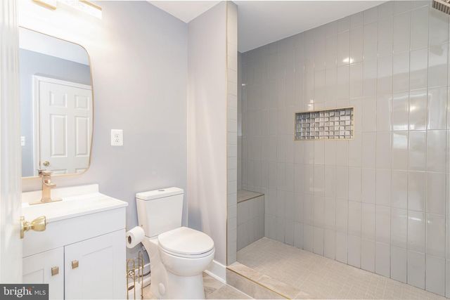 98 REX DR, Ranson, WV 25438