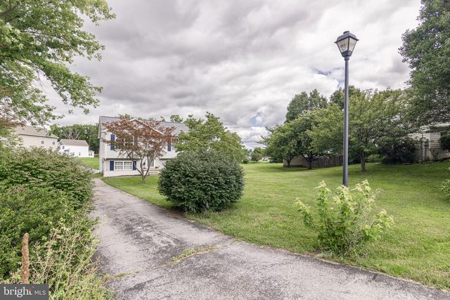 98 REX DR, Ranson, WV 25438