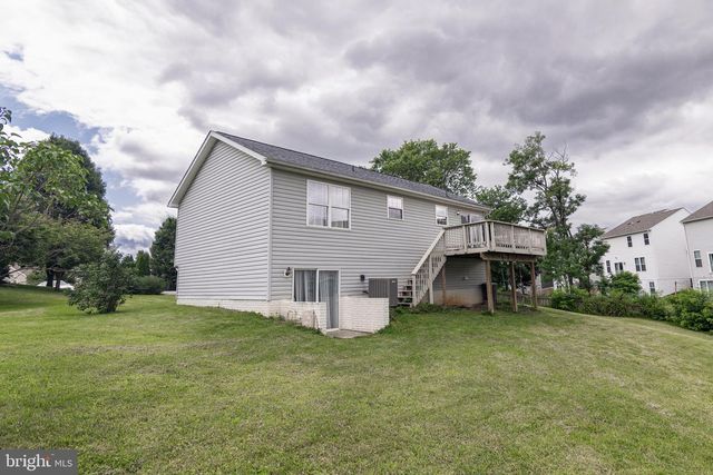 98 REX DR, Ranson, WV 25438