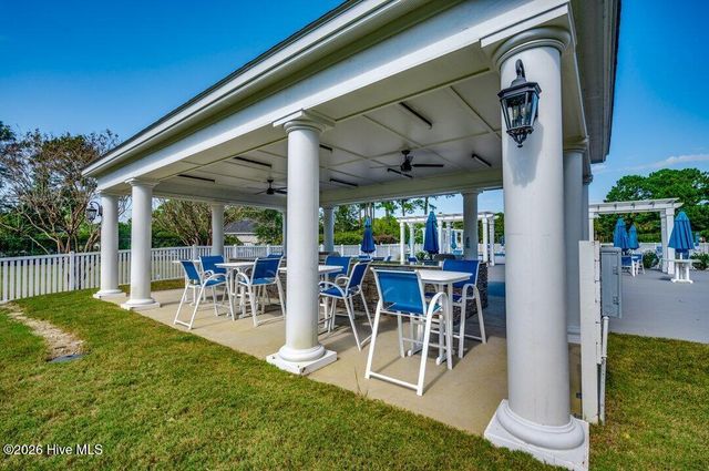 1208 N Middleton Drive NW, Calabash, NC 28467