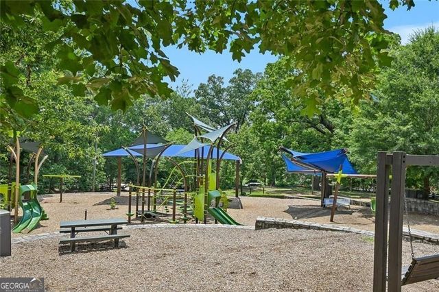 4036 Hazel Nut Lane NE, Atlanta, GA 30342