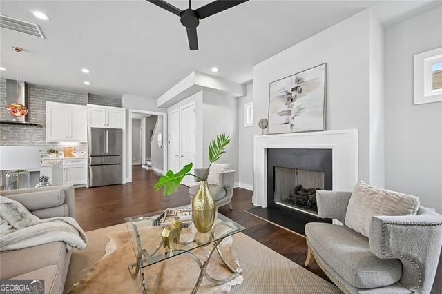 4036 Hazel Nut Lane NE, Atlanta, GA 30342