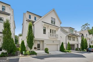 4036 Hazel Nut Lake NE, Atlanta, GA 30342