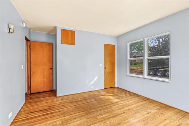 1510 Woodland Avenue, Eau Claire, WI 54701