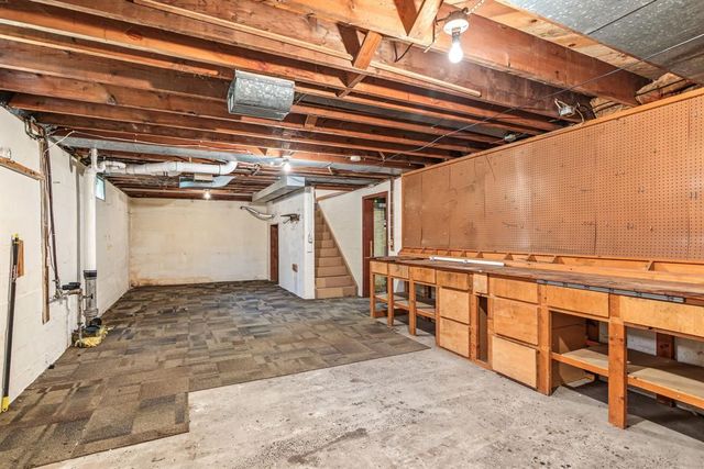 1510 Woodland Avenue, Eau Claire, WI 54701
