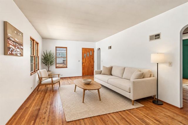 1510 Woodland Avenue, Eau Claire, WI 54701