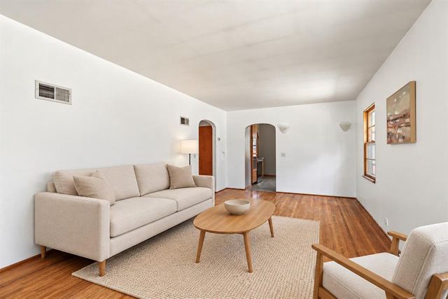 1510 Woodland Avenue, Eau Claire, WI 54701