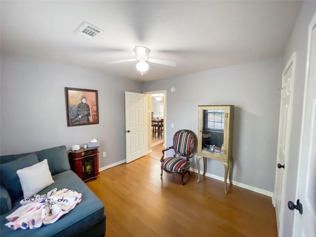 254 E Sunset Drive, Onalaska, TX 77360