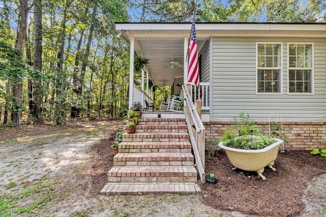 5610 Katy Hill Road, Wadmalaw Island, SC 29487