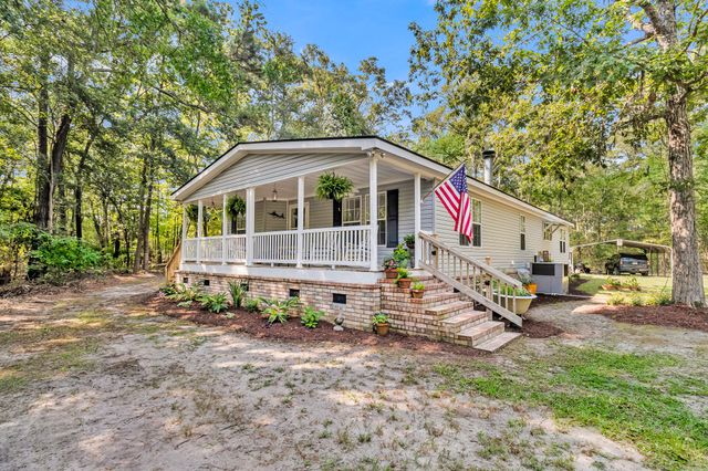 5610 Katy Hill Road, Wadmalaw Island, SC 29487