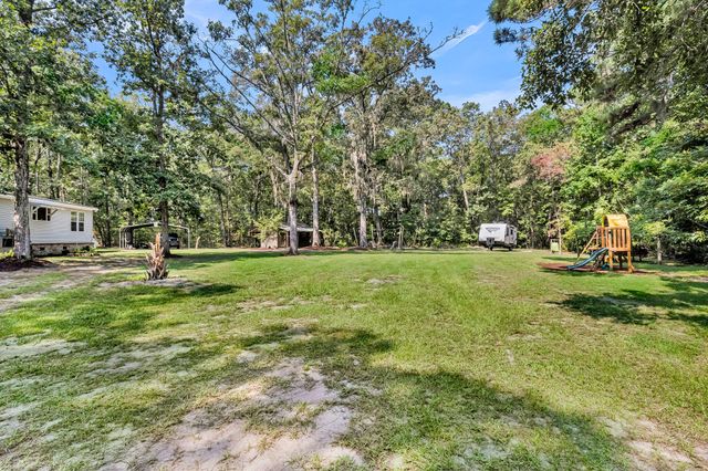 5610 Katy Hill Road, Wadmalaw Island, SC 29487