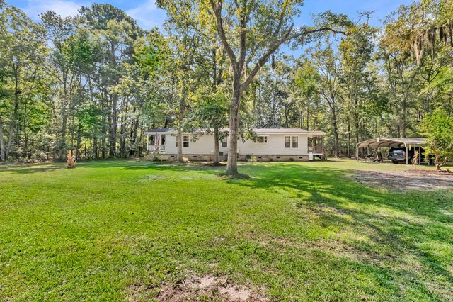 5610 Katy Hill Road, Wadmalaw Island, SC 29487