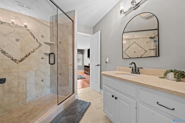 3104 Honors Row, Owens Cross Roads, AL 35763