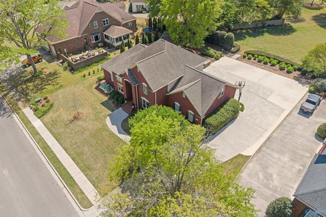 3104 Honors Row, Owens Cross Roads, AL 35763