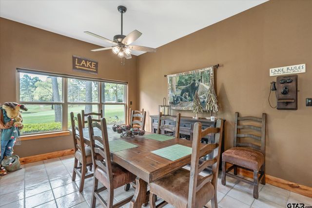 242 Lakewood Circle, Holly Lake Ranch, TX 75765