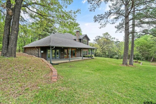 242 Lakewood Circle, Holly Lake Ranch, TX 75765