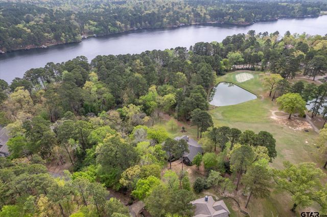 242 Lakewood Circle, Holly Lake Ranch, TX 75765