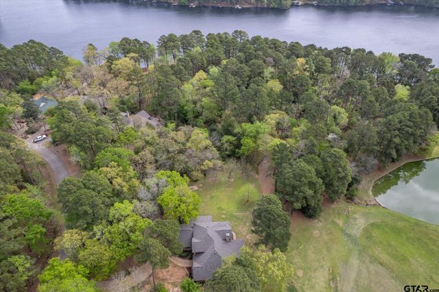 242 Lakewood Circle, Holly Lake Ranch, TX 75765