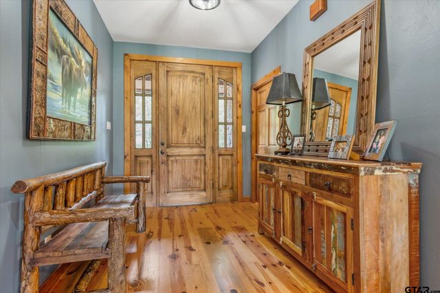 242 Lakewood Circle, Holly Lake Ranch, TX 75765