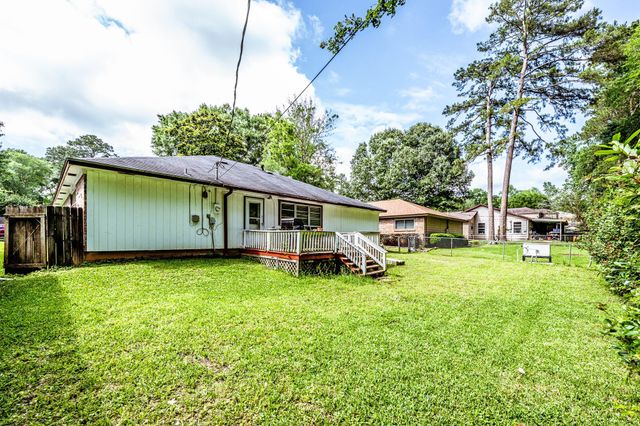 3028 Winding Way, Huntsville, TX 77340