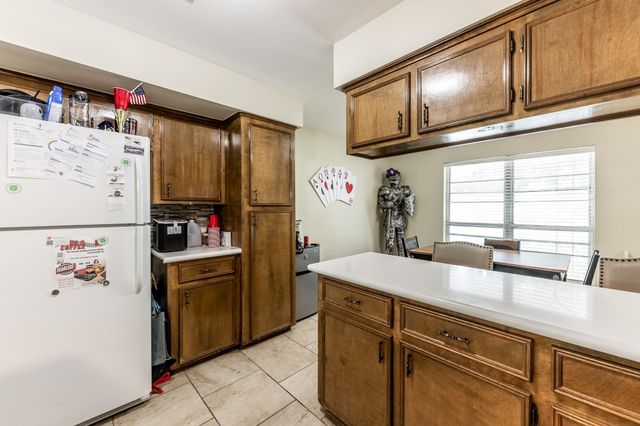3028 Winding Way, Huntsville, TX 77340