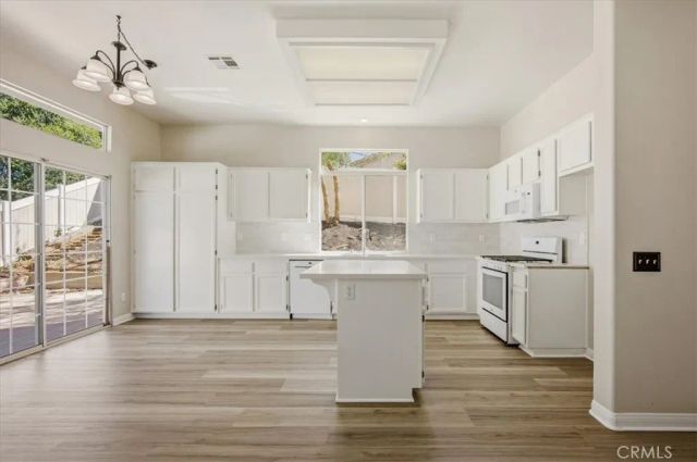 33460 Brushy Hollow, Yucaipa, CA 92399