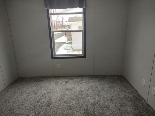 13 Birch Drive, Auburn, NY 13021